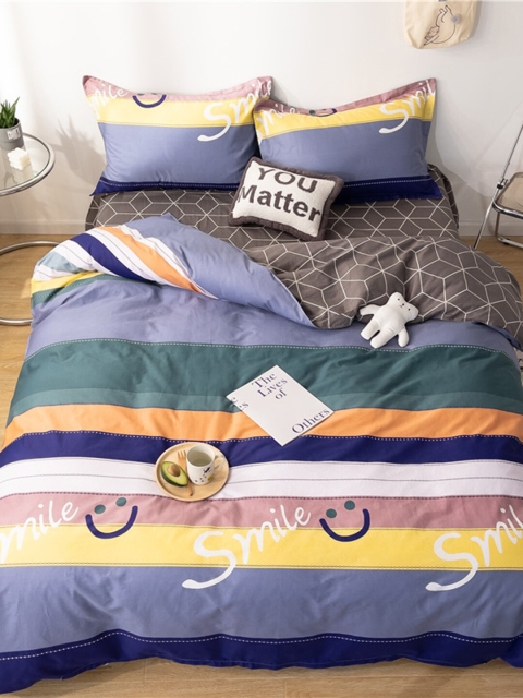 

JC Collection Blue & Grey Printed Double King Bedsheet with 2 Pillow Covers & 1 Quilt Cover