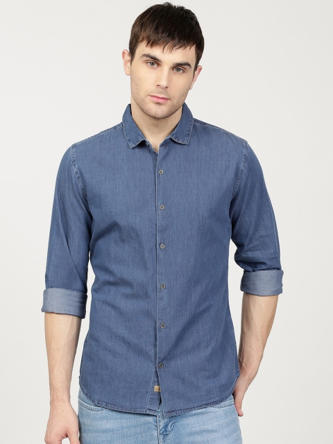 

ether Men Blue Slim Fit Denim Shirt