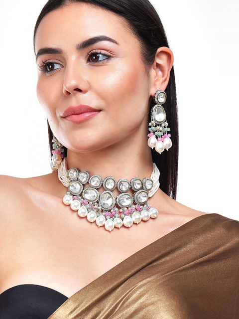 

Rubans Silver-Plated Pink & White Kundan Beaded & Pearl Jewellery Set
