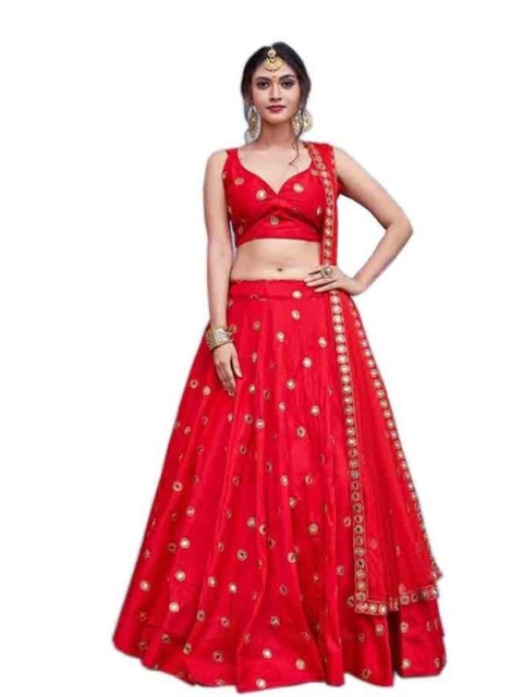 

SWEETPEL Red & Gold-Toned Embellished Mirror Work Semi-Stitched Lehenga & Unstitched Blouse With Dupatta