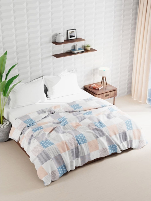 

BIANCA Grey & Blue Geometric Microfiber AC Room 120 GSM Double Bed Comforter