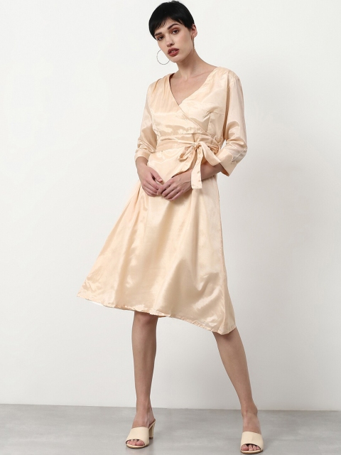 

abof Peach-Coloured Solid Wrap Dress