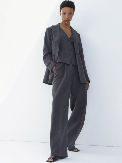 

H&M Women Grey High-Waisted Tailored Trousers