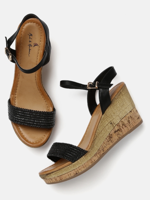 

Mast & Harbour Women Black Patterned Sandals