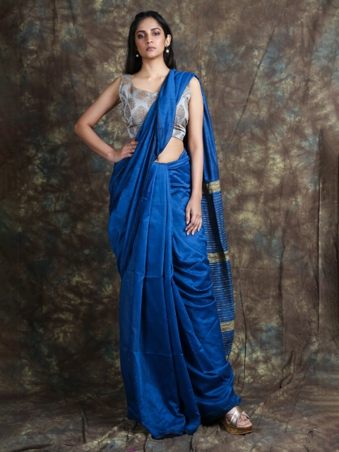 

Arhi Blue & Gold-Toned Woven Design Saree