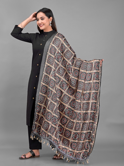 

Apratim Printed Bandhani Dupatta, Black