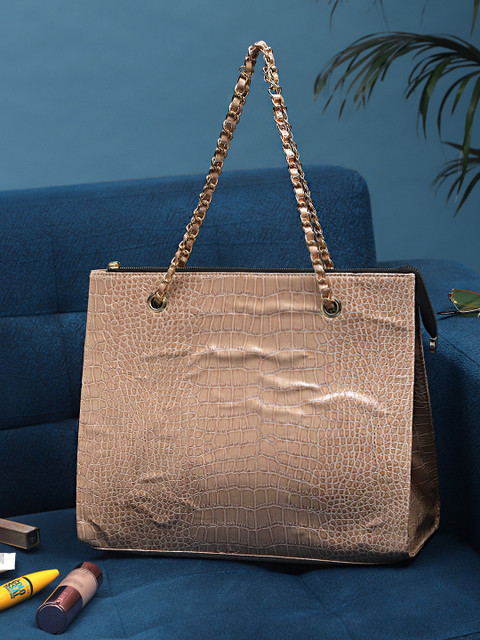

Bag Pepper Beige Textured Structured Handheld Bag With Stylish Pouch