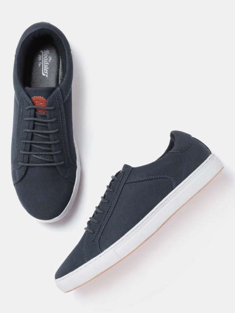 

Roadster Men Navy Blue Suede Sneakers