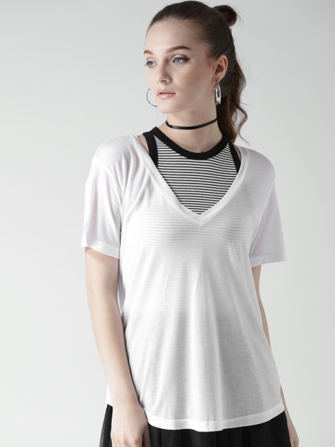 

FOREVER 21 Women White Solid V-Neck T-shirt