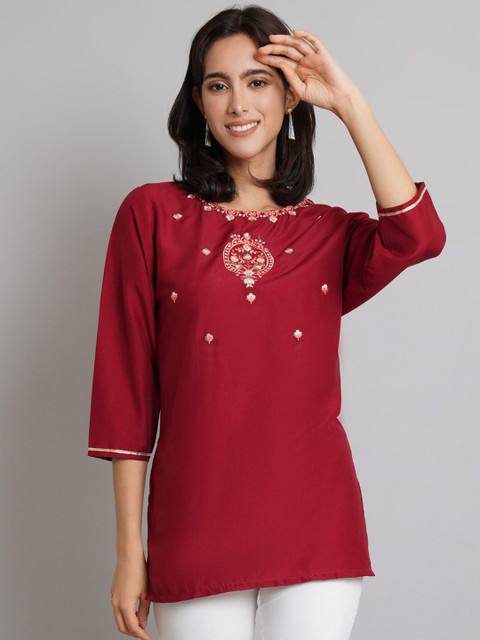 

Risirioutfit Maroon Ethnic Motifs Embroidered Thread Work Thread Work Short Kurti
