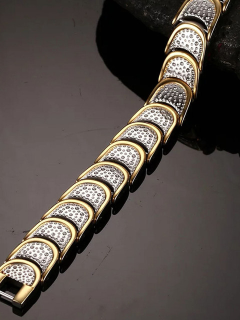 

UNIVERSITY TRENDZ Men Gold-Plated Wraparound Bracelet