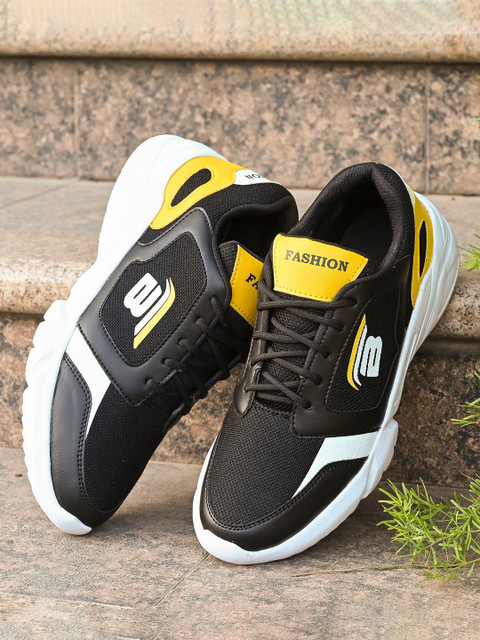 

BUCIK Men Black Running Shoes