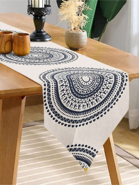 

URBAN SPACE Black & White Printed Pure-Cotton Table Runners