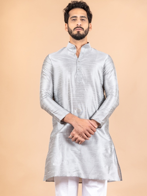 

Tistabene Men Grey Solid Dupion Silk Kurta