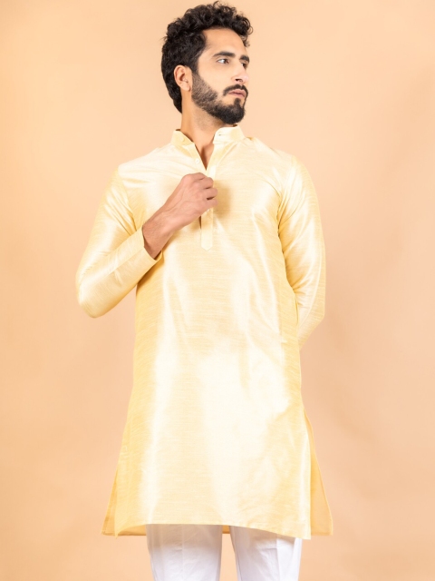 

Tistabene Men Yellow Kurta