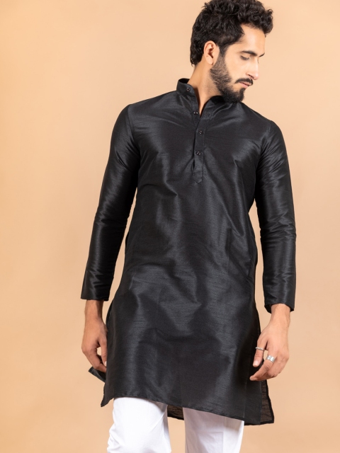 

Tistabene Men Black Kurta