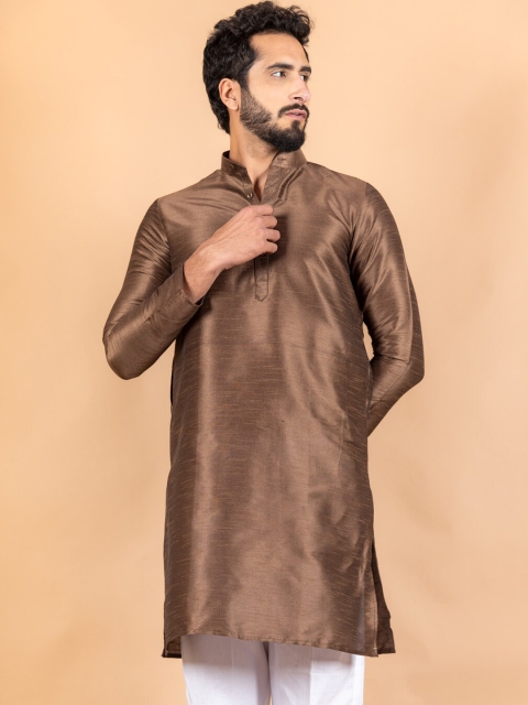 

Tistabene Men Brown Solid Dupion Silk Kurta