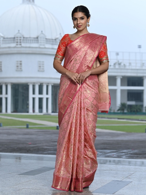 

BEATITUDE Pink & Gold-Toned Woven Design Zari Silk Blend Banarasi Saree