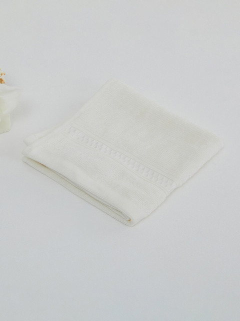 

Home Centre White 450 GSM Solid Cotton Face Towel