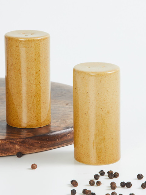 

Home Centre Set Of 2 Brown Solid Stoneware Salt & Pepper Set