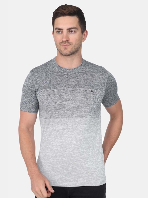 

MEMEN Men Grey Solid T-shirt