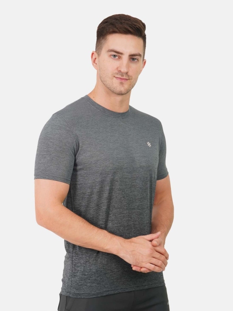 

MEMEN Men Charcoal Solid T-shirt