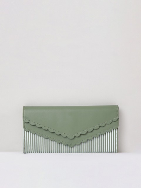 

max Women Striped Flap Closure Wallet, Olive