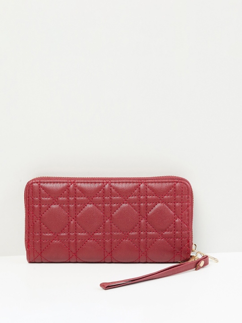 

max Women Textured Zip Around Wallet, Red