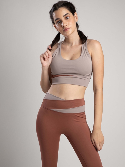 

SKNZ Women Brown Non Wired Non Padded Full Coverage Seamless Anti Bacterial Workout Bra