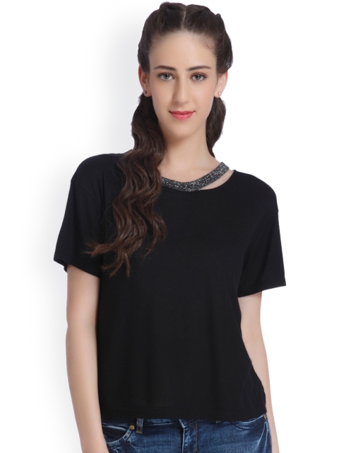 

ONLY Women Black Solid Round Neck T-Shirt