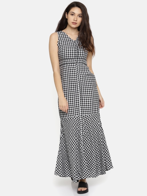 

Vero Moda Women Black & White Checked Maxi Dress