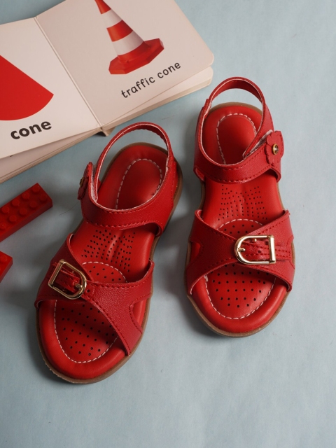 

Style Shoes Girls Red Comfort Sandals