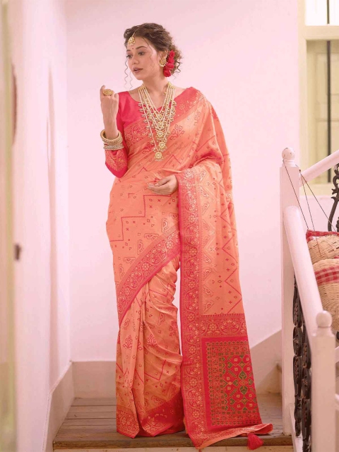 

ODETTE Peach-Coloured & Green Woven Design Zari Silk Blend Saree