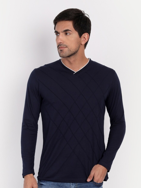 

CLAFOUTIS Men Navy Blue Cotton Pin Tucked V-Neck T-shirt