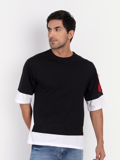 

CLAFOUTIS Men Black & White Relaxed Fit Sleeve Pocket Cotton T-shirt