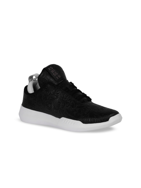 

K-SWISS Women Black Woven Design Sneakers