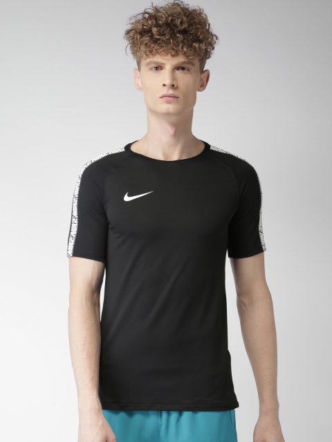 

Nike Men Black Solid Round AS M NK BRT SQD TOP SS Neck T-shirt