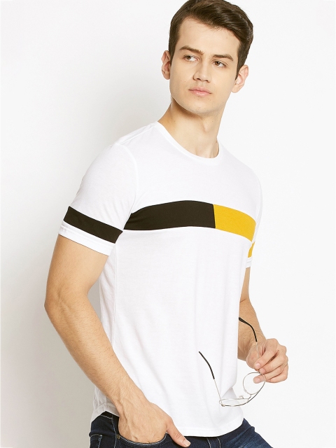 

GESPO Men White & Black Colourblocked Cotton T-shirt with Mask