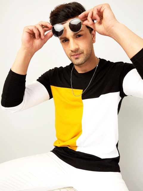 

GESPO Men Black & Yellow Colorblocked T-shirt