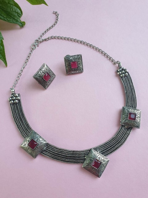 

FIROZA Woman Silver-Toned Oxidized Red Stone Studded & Beaded Chakori Necklace Set