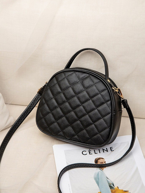 

Diva Dale Black Structured Handheld Bag with Quilted