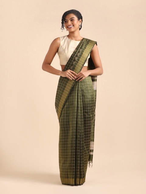 

Taneira Green & Gold-Toned Checked Zari Pure Tussar Silk Bhagalpuri Saree