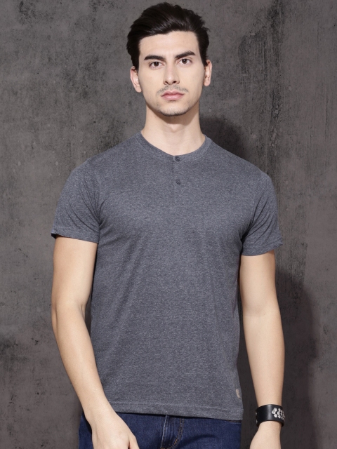 

Roadster Men Navy Solid Henley Neck T-shirt, Navy blue