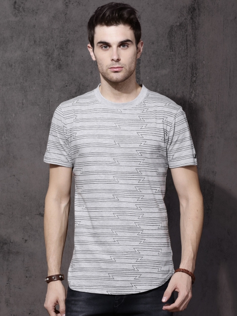 

Roadster Men Grey Melange & Black Striped Round Neck T-shirt