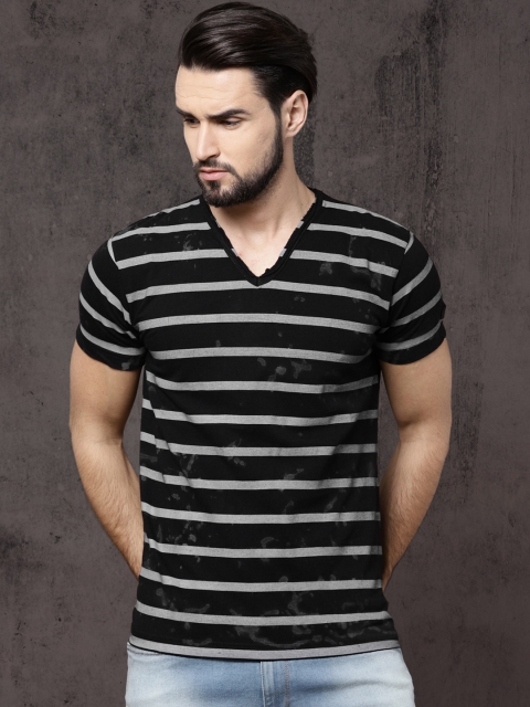 

Roadster Men Black Striped V-Neck T-shirt