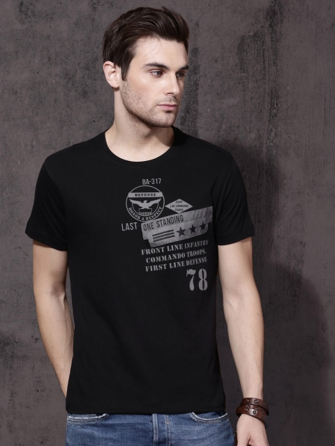 

Roadster Men Black Printed Round Neck T-shirt