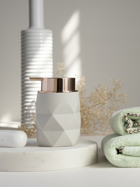 

Clasiko Gold-Toned & White Textured Soap Dispenser
