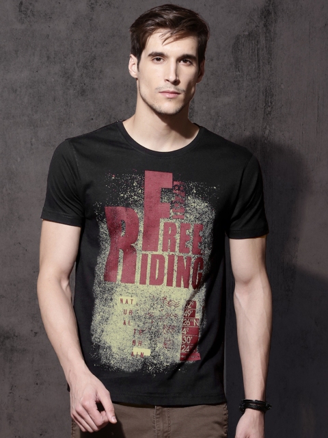 

Roadster Men Black Printed Round Neck T-shirt