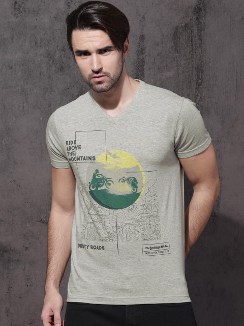 

Roadster Men Grey Melange Printed V-Neck T-shirt