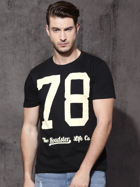 

Roadster Men Black Printed Round Neck T-Shirt